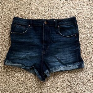 ❤️4/$10 Celebrity Pink Dark Wash Jean Shorts